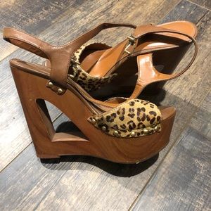 Jessica Simpson wedges